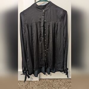 Abercrombie& Fitch bottom up blouse